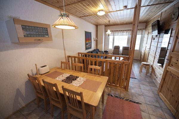 Jukola D4/Simeoni (73 m²)