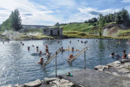 Гаряче джерело Таємна лагуна