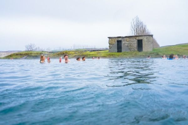 Горячий источник Тайная лагуна
