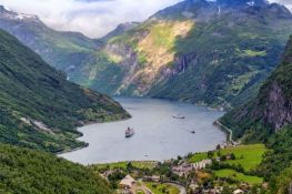 Круїз по фьордах Норвегії з Амстердаму