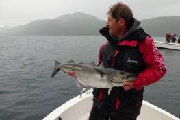 Бюджетна морська риболовля біля Бергена (острів Сутра) 