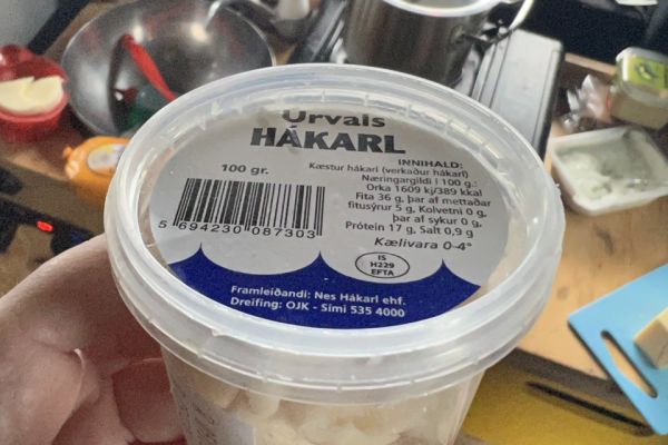Як харчуватися в Ісландії і не збанкрутувати