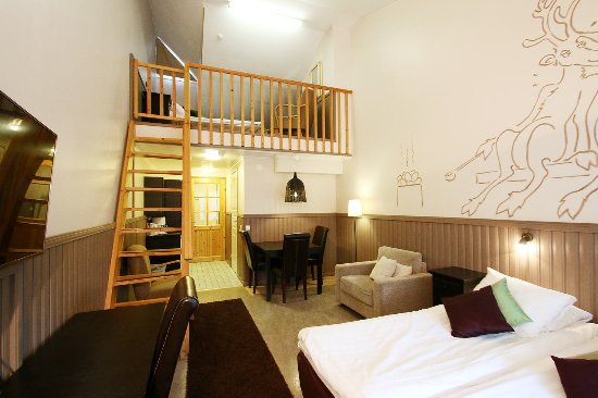 Семейный четырехместный номер с сауной (44 м²)
